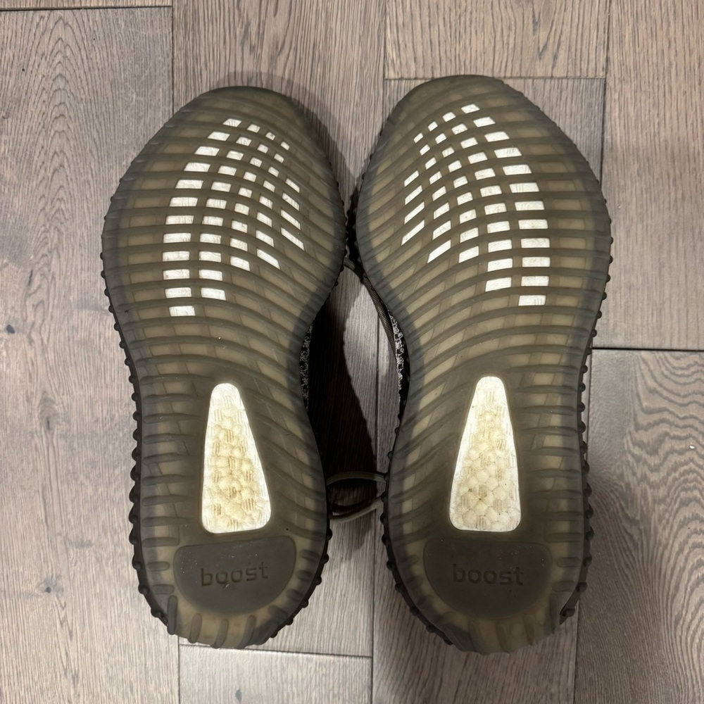 YEEZY BOOST 350 V2 'ASH STONE' - Picture 4 of 5